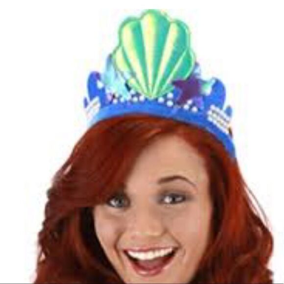 Mermaid Crown iridescent Shell Star And Pearl Design - Picture 9 of 9